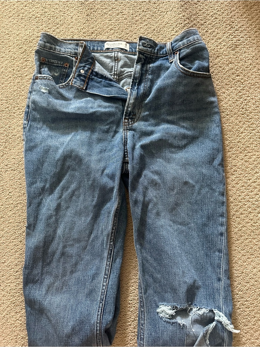 Classic Women’s Blue Denim Jeans - Distressed Knee